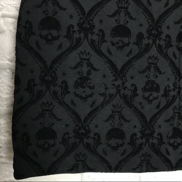 Mini Skirt Damask Punk Velvet Textured Skulls - Picture 8 of 15